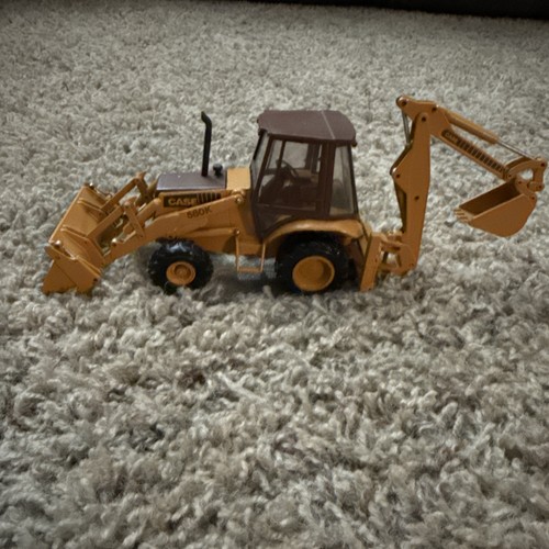Ertl case 580k - 1:35, wheel