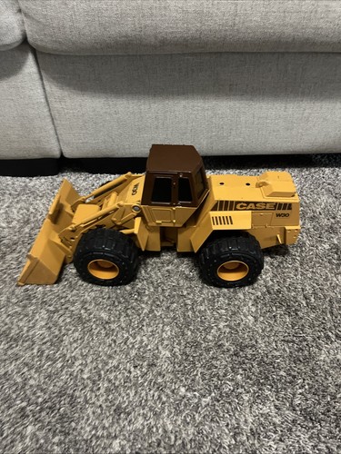 Vintage ertl case - 1/16,